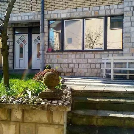 Kokan Apartament *